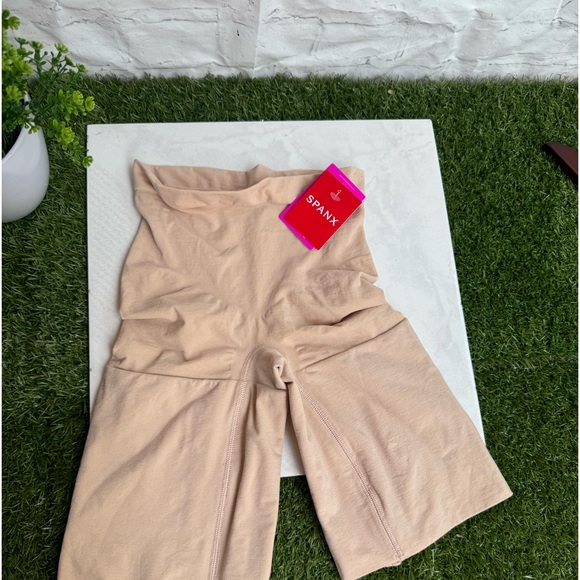 SPANX Power Short Everyday Shaping Mid-Thigh Short Soft Nude new with tags $36 - Picture 9 of 9